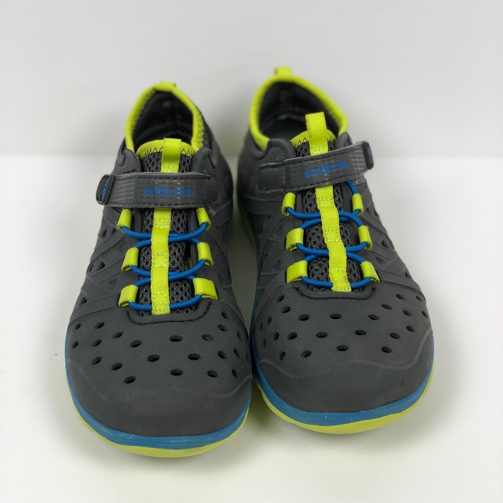 Kids Stride Rite water shoes